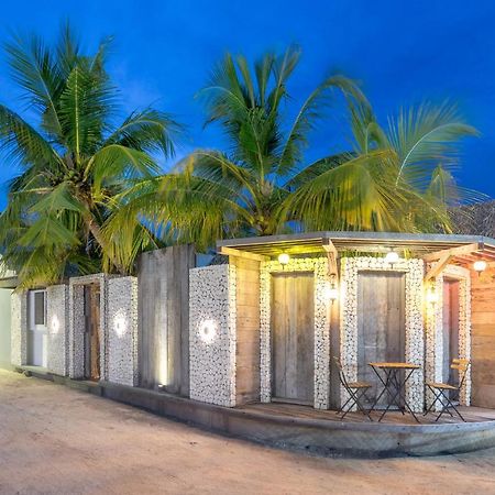 Brickwood Rasdhoo- Beach Front Экстерьер фото